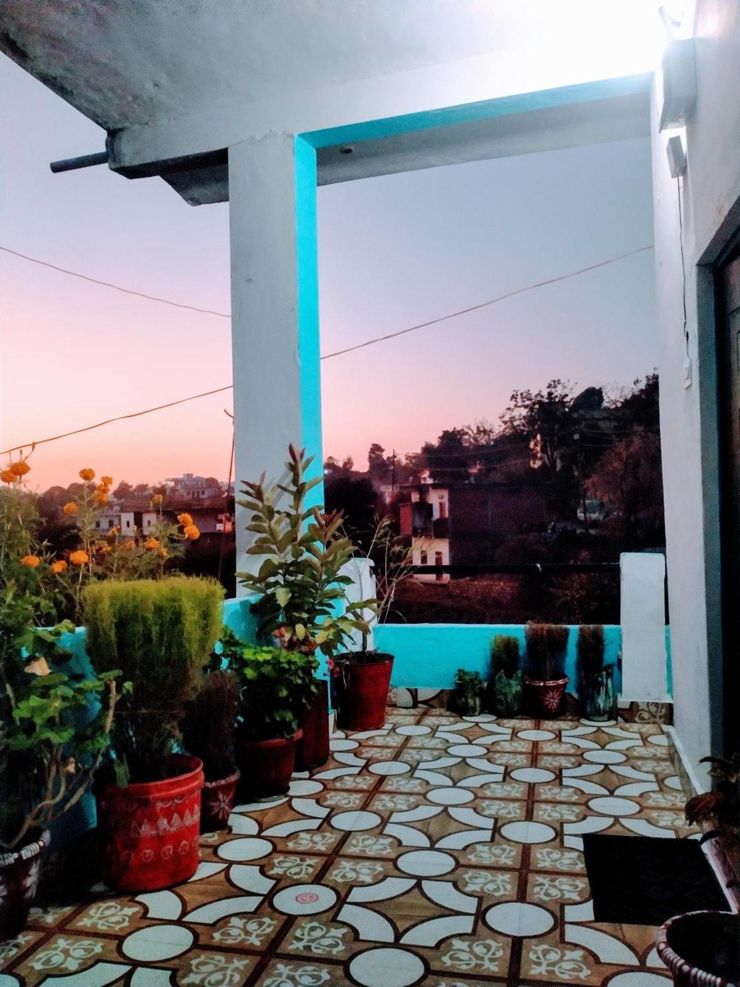 Shree Home Stay Dwarahat Eksteriør billede